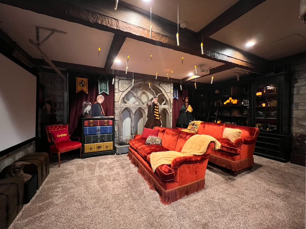 This *epic* HARRY POTTER themed Hogwarts room has won honors from multiple vacation rental websites, social media influencers, and vloggers!