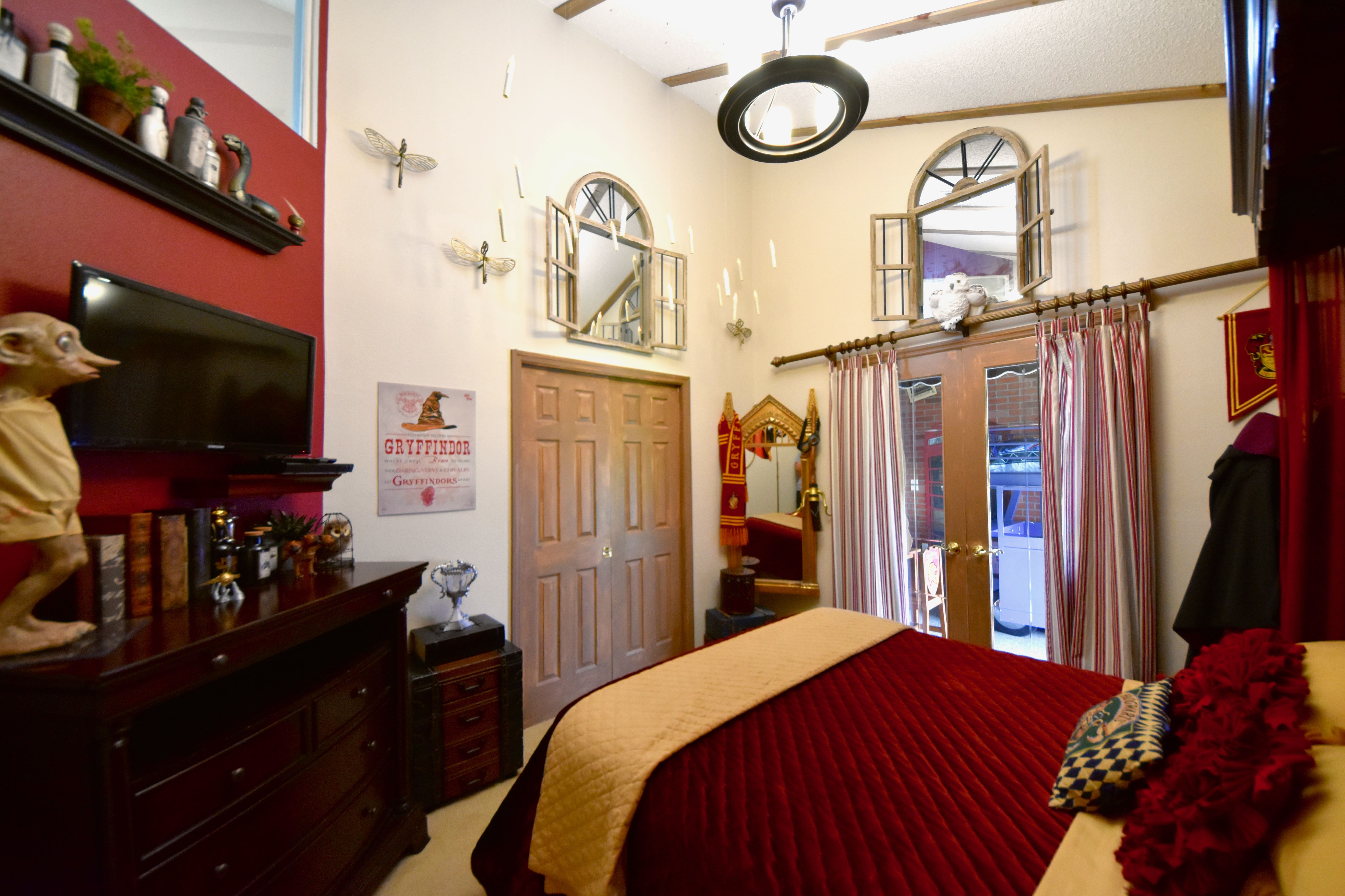 With a luxurious queen bed, streaming TV, and floating candles, this room suits Muggles of all ages!