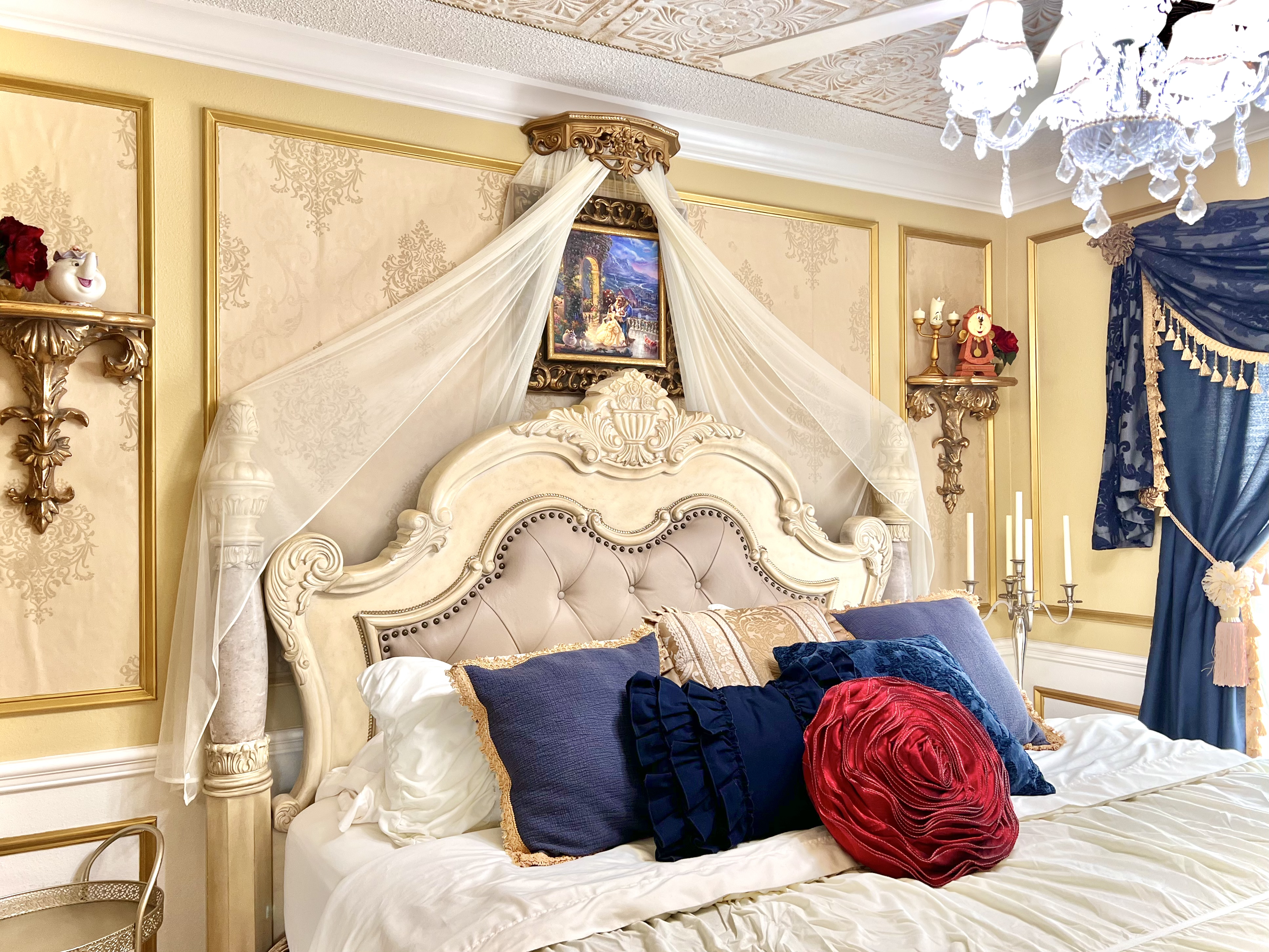 Belle's elegant King Master Suite is even charming for the Beast of the family ;-)