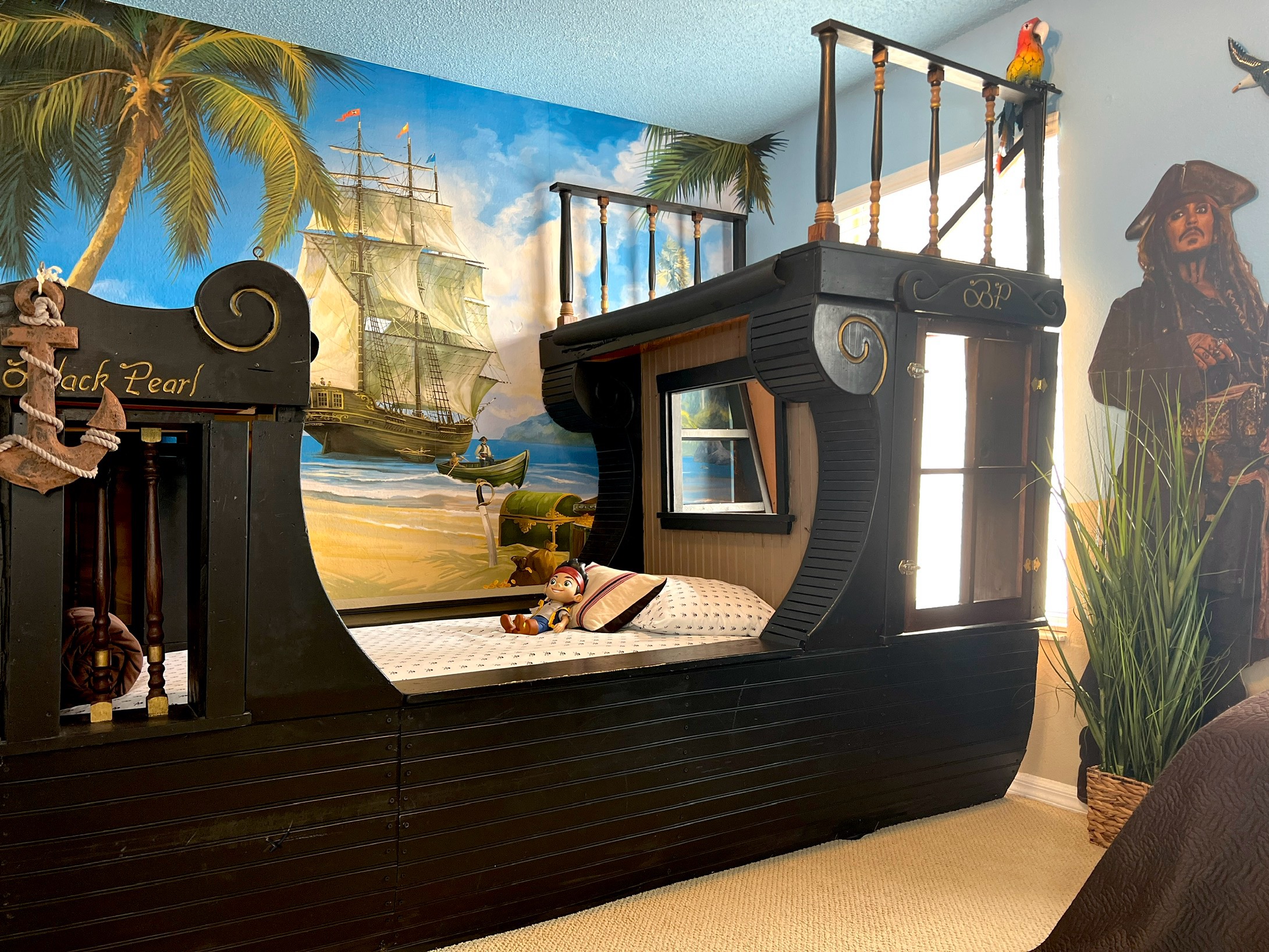 Jack Sparrow's Black Pearl twin bed has two play areas on deck, with a ladder to reach the top deck!